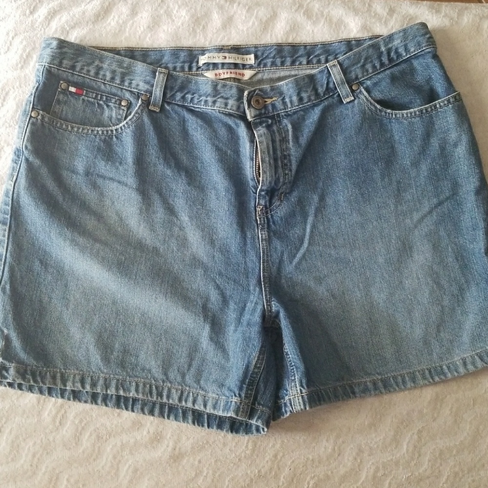 Tommy Hilfiger jean shorts